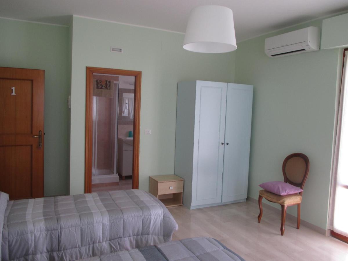 A Casa Di Gio' Bed and Breakfast Atri Buitenkant foto