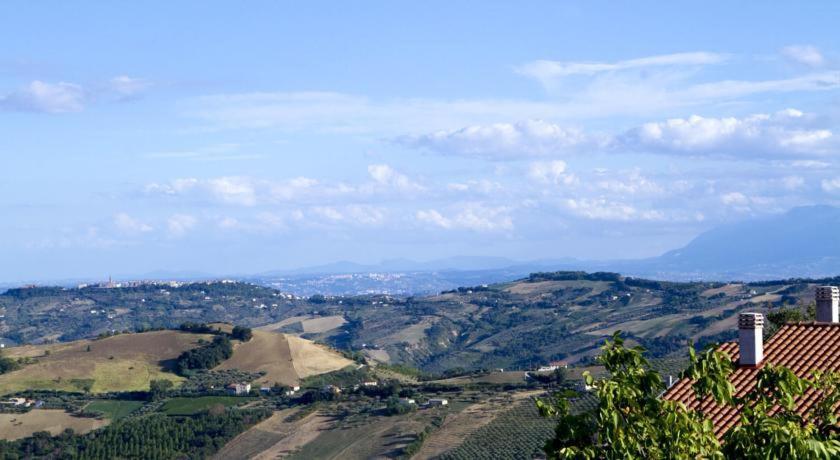 A Casa Di Gio' Bed and Breakfast Atri Buitenkant foto